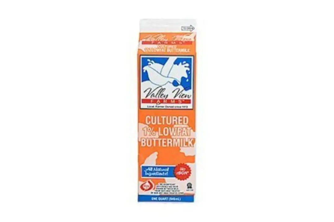 Order Valley View Farms Buttermilk - 946 Millilitres food online from Whole Foods Co-Op Denfeld store, Duluth on bringmethat.com