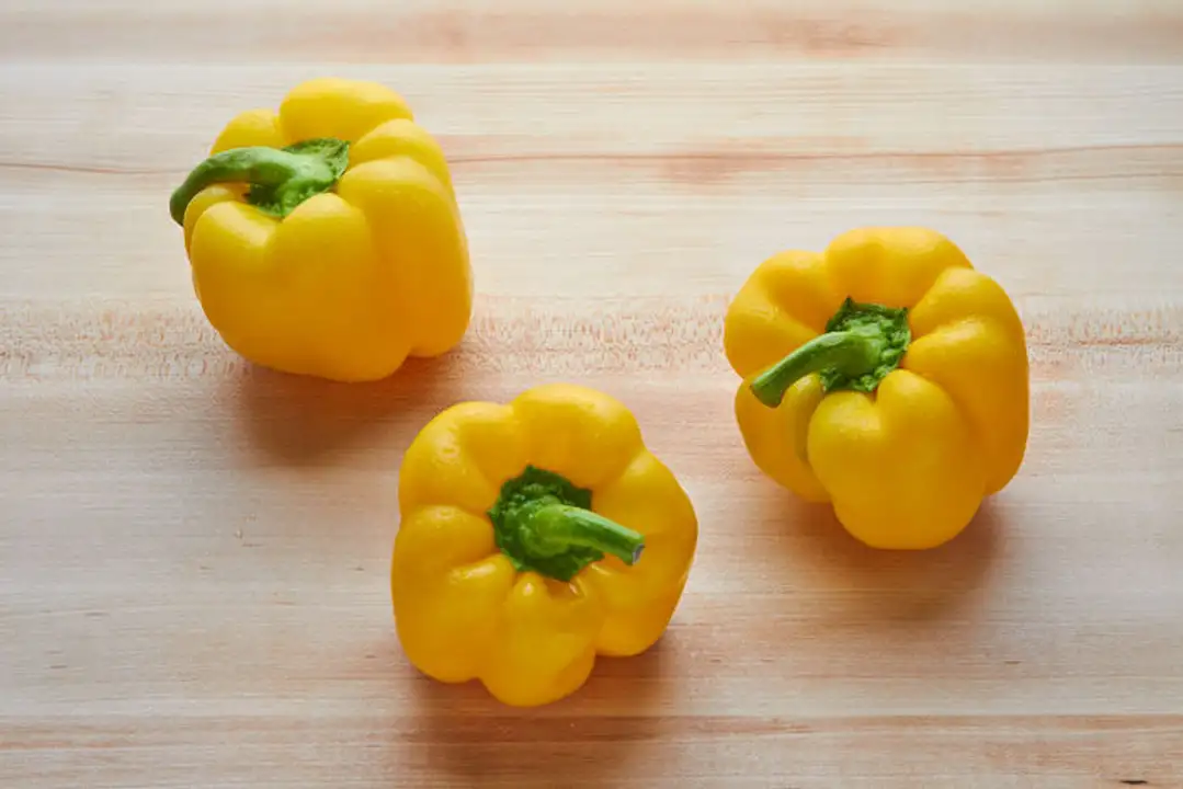 Order Yellow Bell Peppers food online from Whole Foods Co-Op Denfeld store, Duluth on bringmethat.com