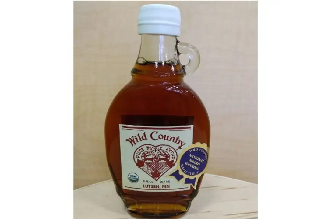 Order Wild Country Organic Maple Syrup, 8 oz food online from Whole Foods Co-Op Denfeld store, Duluth on bringmethat.com