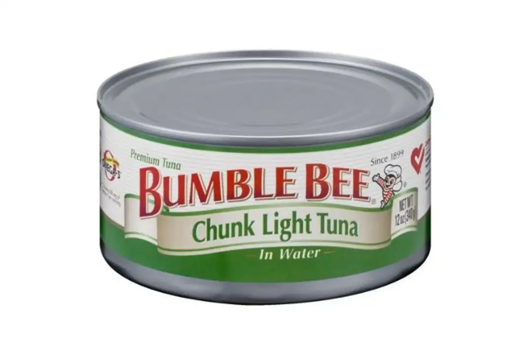 Order Bumble Bee Tuna, Chunk Light, in Water - 12 Ounces food online from Novato Harvest Market store, Novato on bringmethat.com