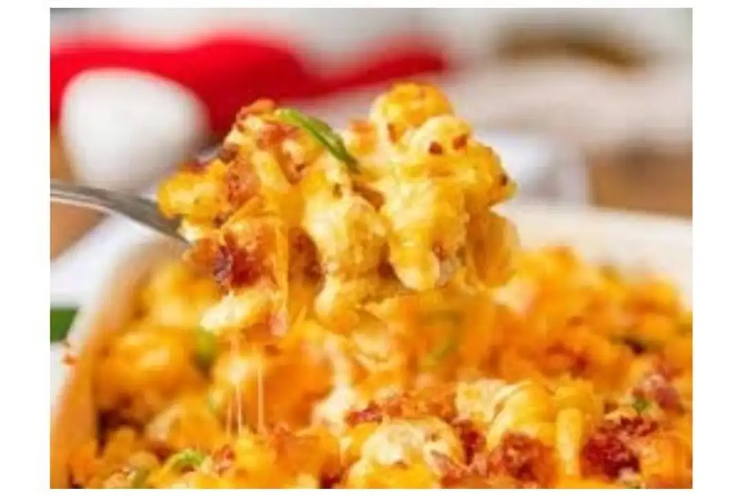 Order WFC Deli Bacon Jalapeno Mac & Cheese food online from Whole Foods Co-Op Denfeld store, Duluth on bringmethat.com
