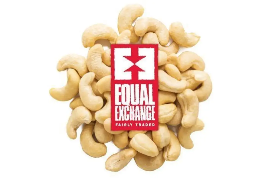 Order Bulk Equal Exchange Whole Raw Cashews food online from Whole Foods Co-Op Denfeld store, Duluth on bringmethat.com