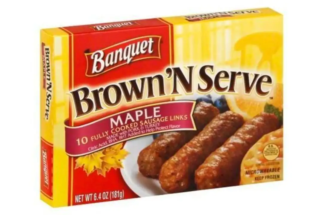 Order Banquet Brown 'n Serve Sausage Links, Fully Cooked, Maple - 6.4 Ounces food online from Holiday farms store, Roslyn Heights on bringmethat.com