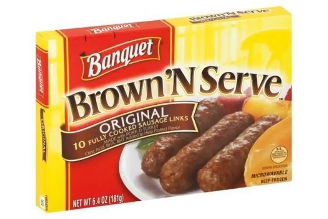 Order Banquet Brown 'N Serve Sausage Links, Original - 7 Ounces food online from Holiday farms store, Roslyn Heights on bringmethat.com