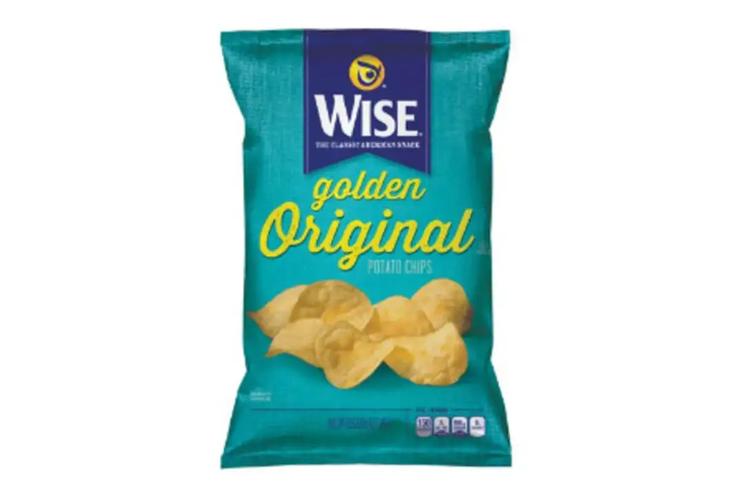 Order Wise Golden Original Potato Chips - 6.5 Ounces food online from Fligner Market store, Lorain on bringmethat.com